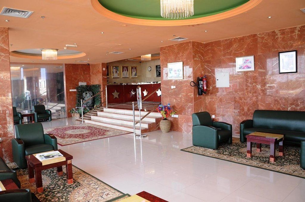 Raynor Hotel Apartments Эль-Фуджайра Экстерьер фото